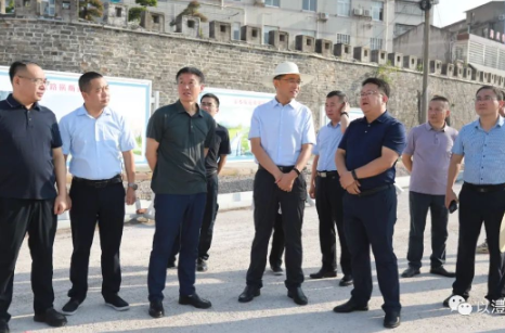 王启武督导部分重点建设项目进展情况