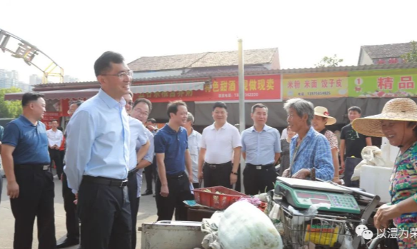 王启武调研督导县城区“四大秩序”专项整治行动