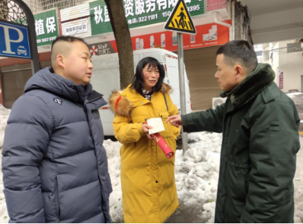 澧阳街道开展“冬日暖心·生育关怀” 慰问活动