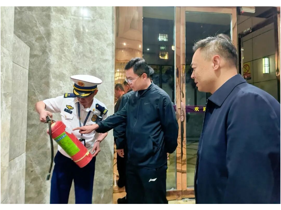陈溢督导国庆假期安全生产工作