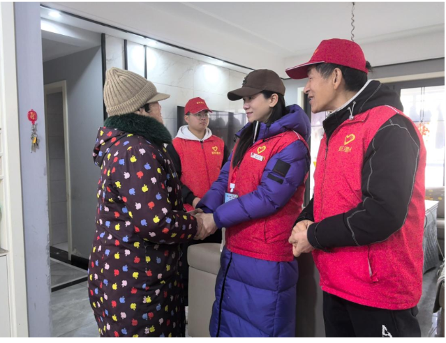 澧县：公益暖冬传温情 帮扶矫正助回归