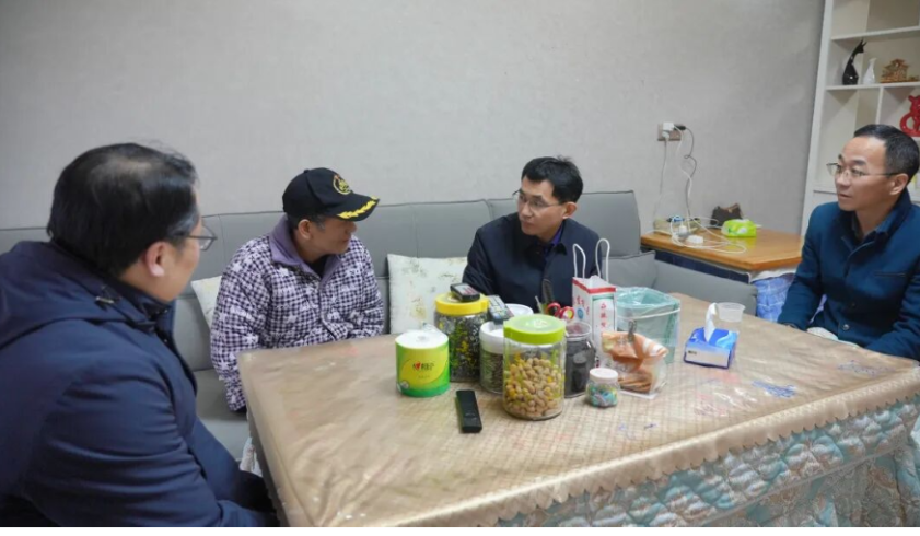 王启武开展春节前走访慰问