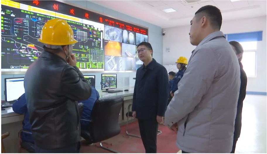 冷亮调研高新区部分工业企业