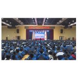 冷亮到澧县二中讲授思政课