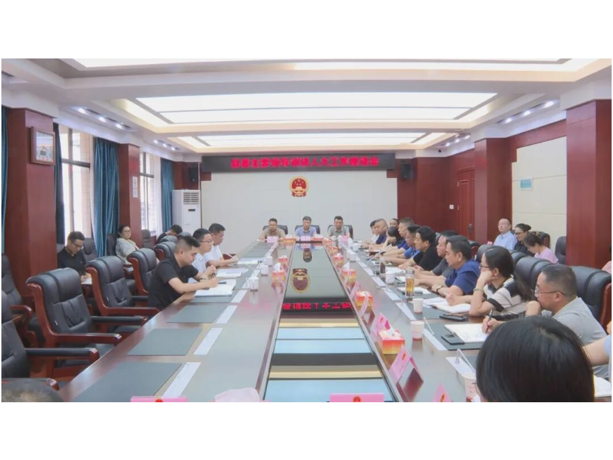 冷亮调研人大工作