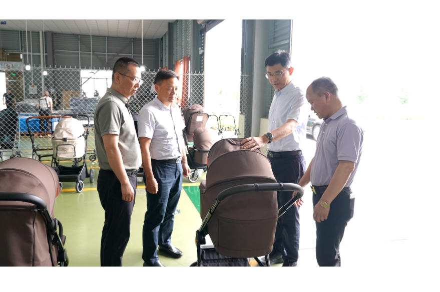 王启武调研重点企业并督导安全生产工作