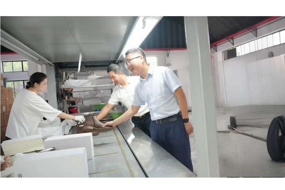 冷亮走访调研部分重点企业