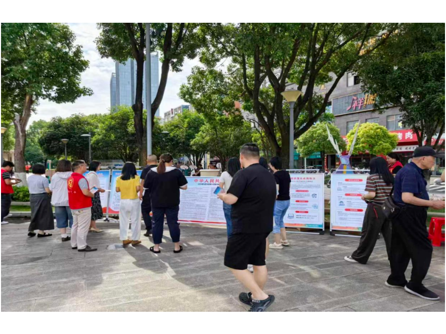 澧县开展《中华人民共和国社会救助法》学习宣传活动