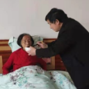 好老师41年如一日孝老爱亲，彰显中华传统美德