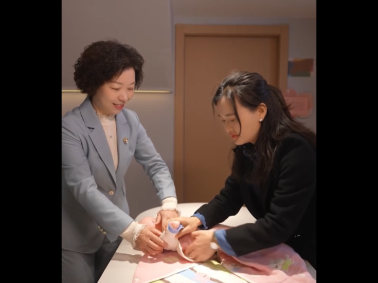 推动家政服务业提质扩容，帮助女性“好就业”“就好业”