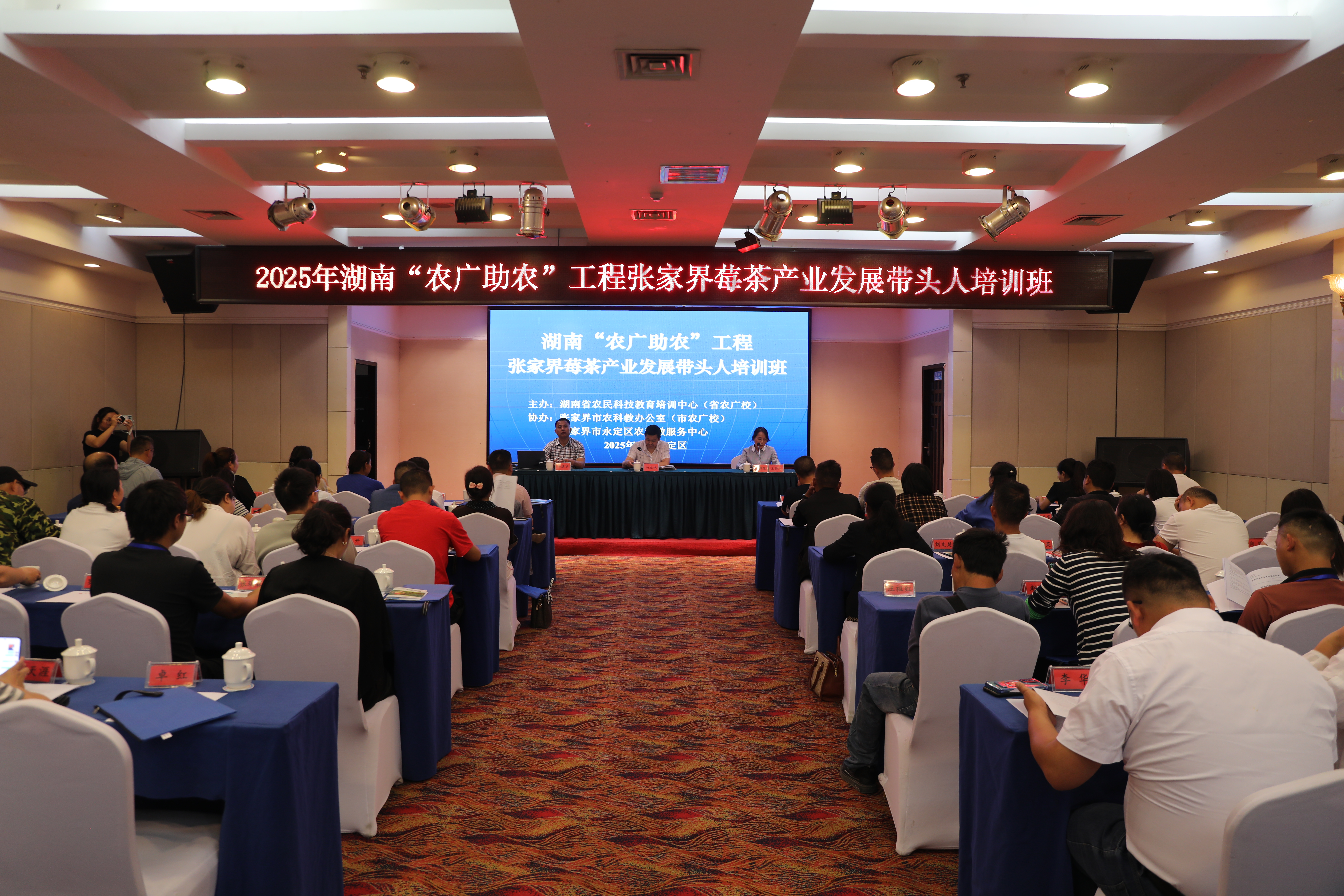 {837FF723-3140-A018-C1F1-D65AE5344123}.jpg