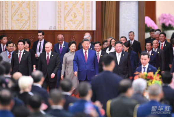 新华图讯｜纪念中国人民抗日战争暨世界反法西斯战争胜利80周年招待会在京隆重举行