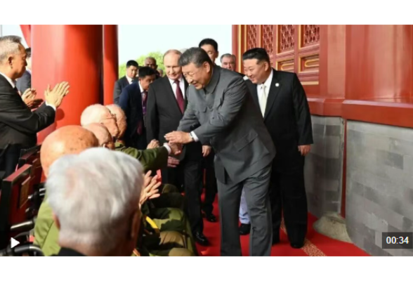 这6位与总书记握手的老战士是谁？
