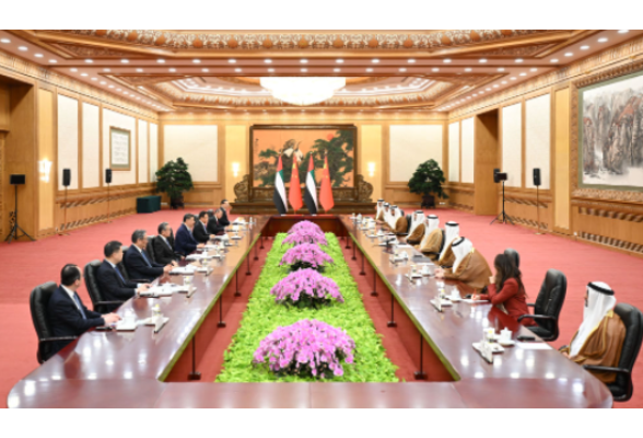 习近平会见阿联酋阿布扎比王储哈立德