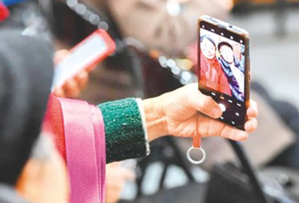 【讲习所·中国与世界】习近平：让互联网更好造福人民、造福世界