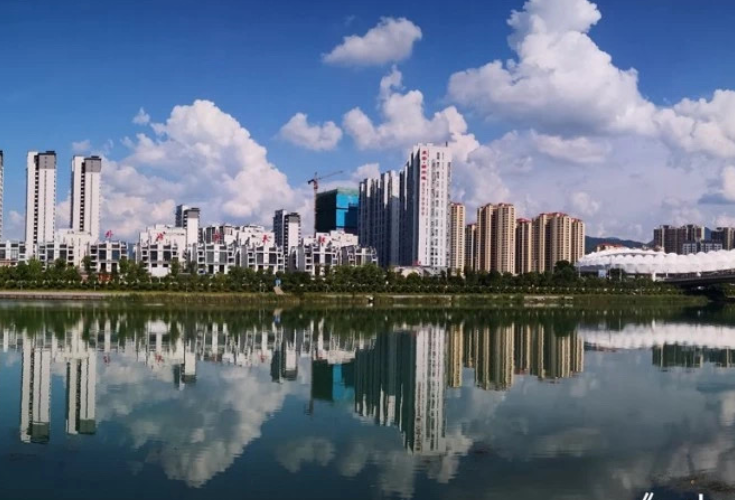 好评中国｜一字之误见温度 文旅出圈更重人心