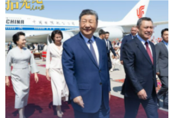 拾光纪·总统夫妇热情迎接！吉尔吉斯斯坦高规格欢迎习主席抵达