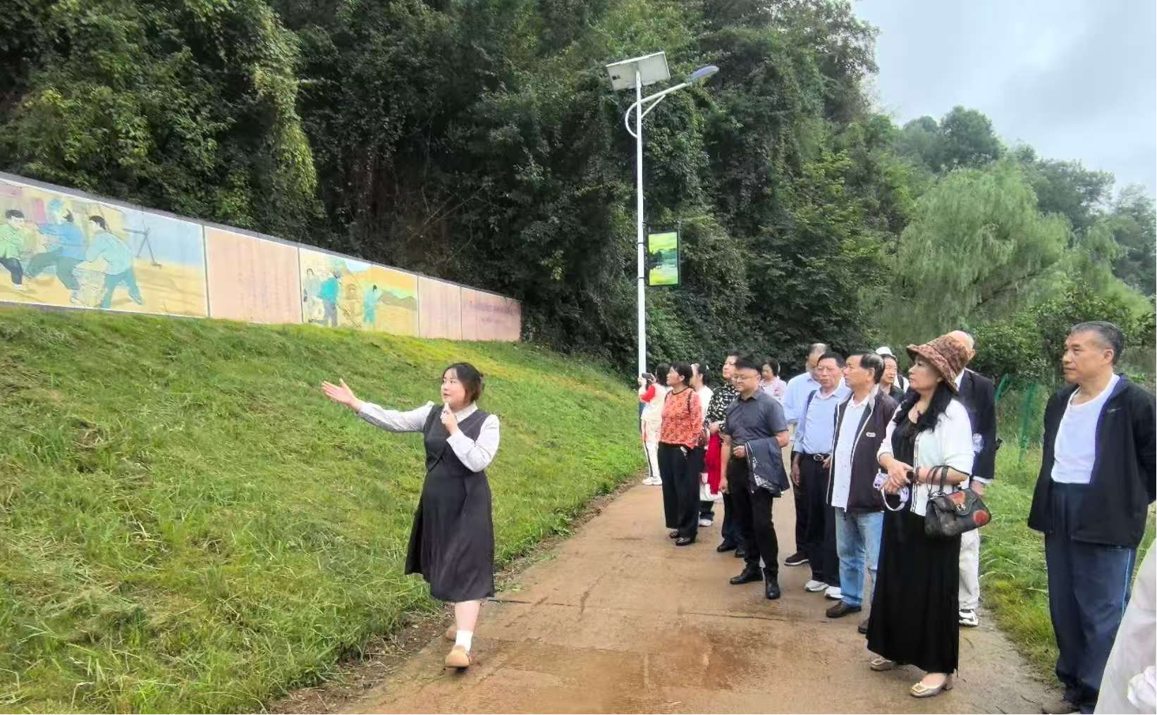 图片2.png 图片2.png