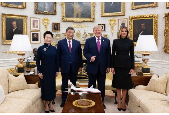 在中美关系发展史上写下浓墨重彩的一笔——美国各界高度评价习近平主席历史性访问