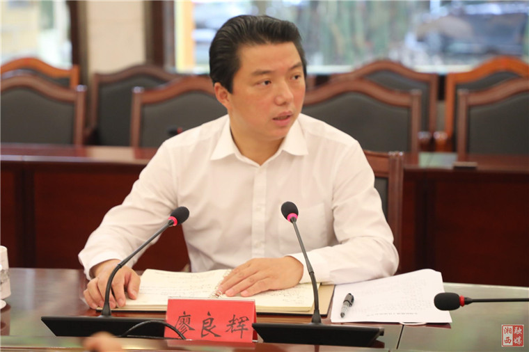 b033c673-7981-4dab-91dd-aae2a9c8ad8b.jpg b033c673-7981-4dab-91dd-aae2a9c8ad8b.jpg