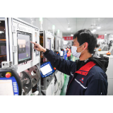 奋进新征程 建功新时代丨强筋壮骨，铸就发展引擎——制造业一线观察
