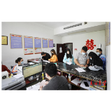 图集|“520”我们结婚了！新人领证结连理
