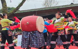 情暖腊八促振兴 吉首市驻村帮扶协同行动首站走进阿娜村