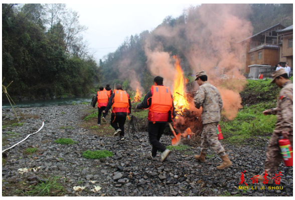 吉首市吉凤街道:开展综合应急演练 以练备战守平安