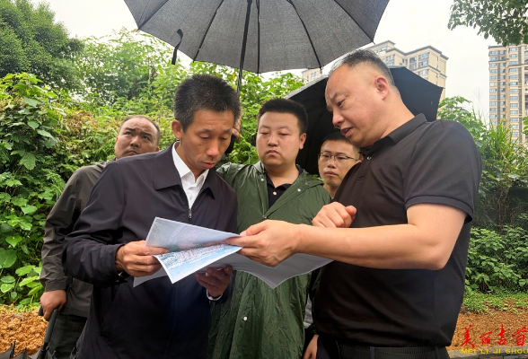 周立志检查我市防汛及安全生产工作
