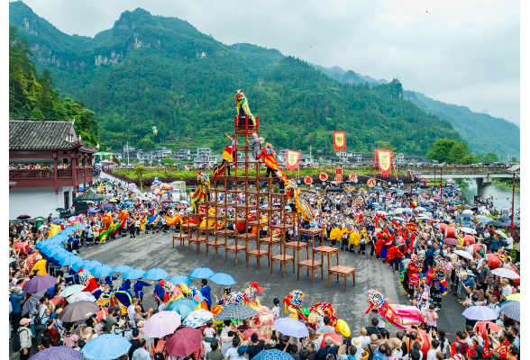吉首苗族“四月八”：非遗传承 促文旅融合