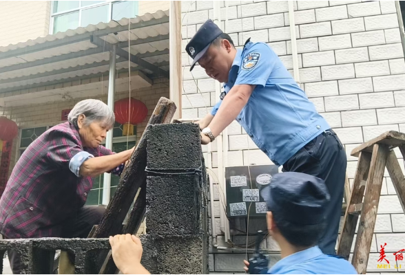 吉首市全力筑牢防汛防线 有序做好汛期人员转移工作