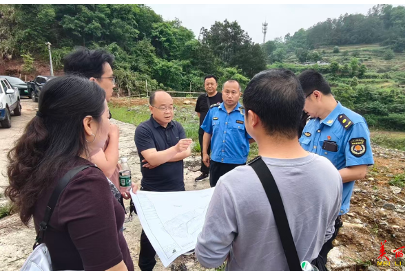吉首：现场核查建筑垃圾拟选址 严把生态环境准入关