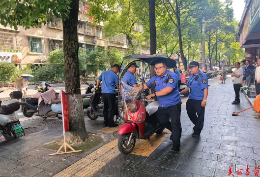 吉首：刚柔并济治违停 执法有温度更有力度