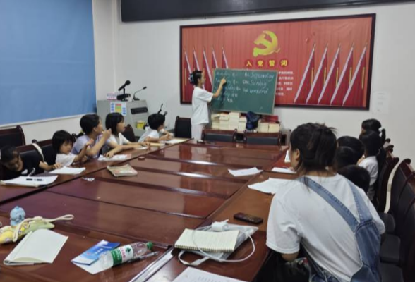 吉首双塘村：党群服务中心“暑期学堂”托起多彩假期
