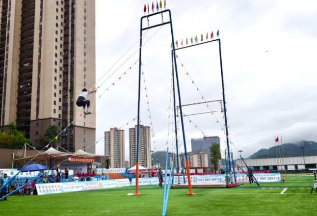 2026年“民体杯”全国秋千比赛在吉首开赛