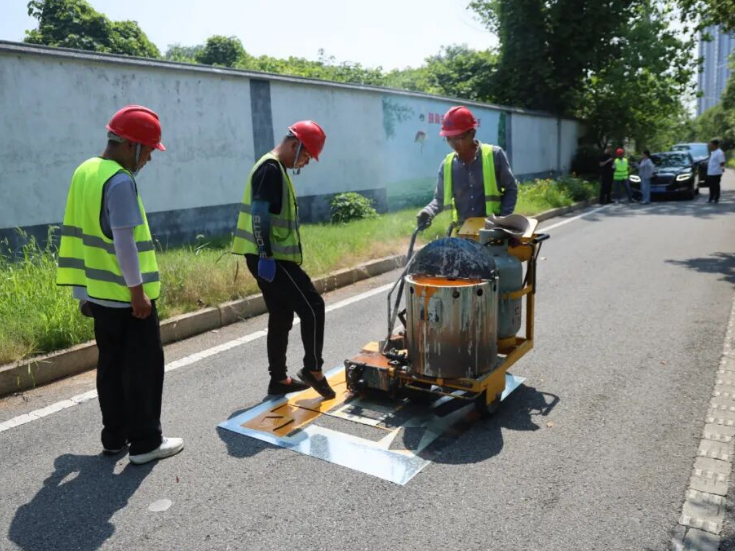 多管齐下整治交通隐患！望城丁字湾片区道路安全提档升级  
