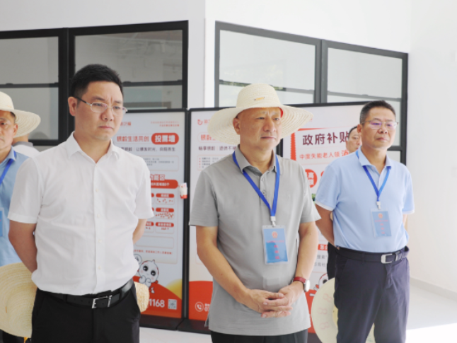 望城区人大常委会组成人员视察2026年十大民生实事项目工作