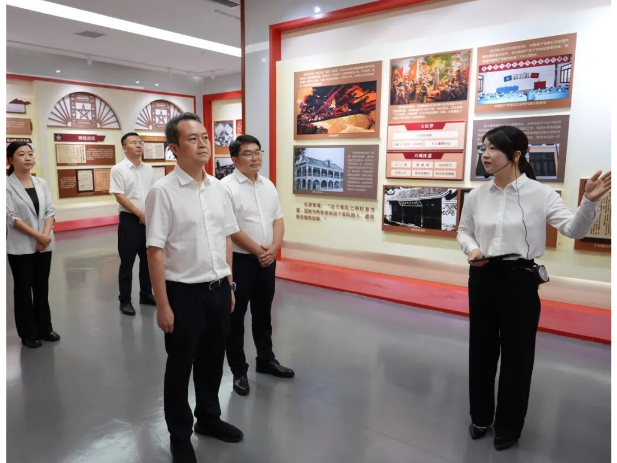 许凡调研纪检监察工作