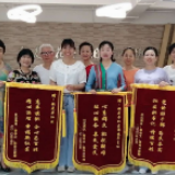 三面锦旗送上门，这个社区干了啥？