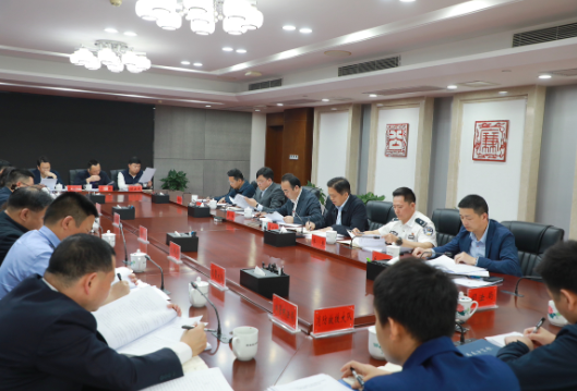 望城区推进交通秩序百日集中整治暨水上安全工作