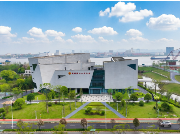 区长办公会议召开，专题研究区工人文化宫项目运营工作