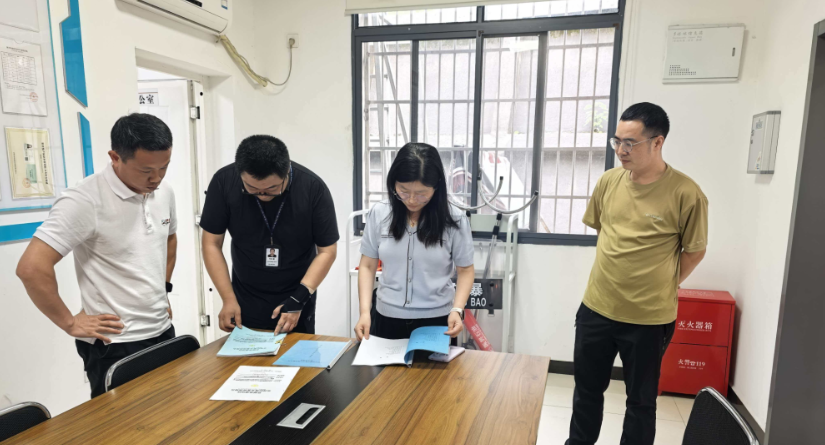 市气象局来望城调研指导气象工作
