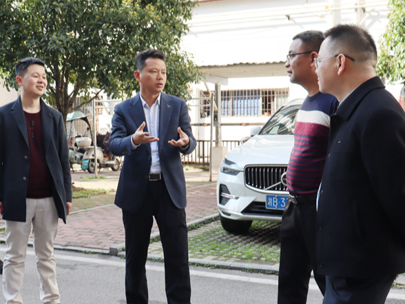 望城区领导调研残疾人服务工作