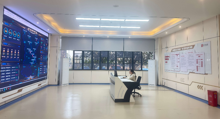 智慧守护“夕阳红” ——望城区为养老安全织就“科技防护网”