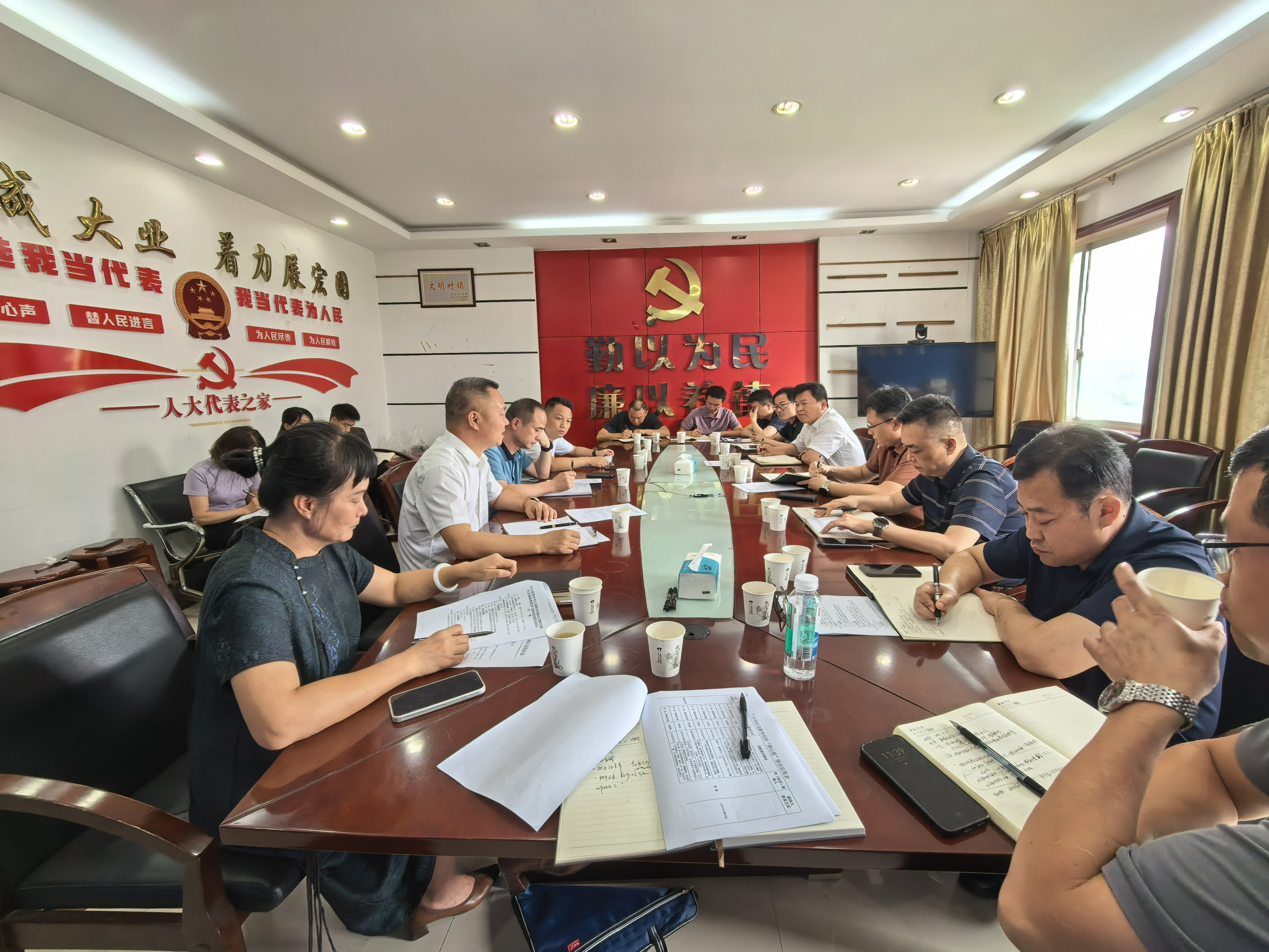 图片 2.jpg 图片 2.jpg
