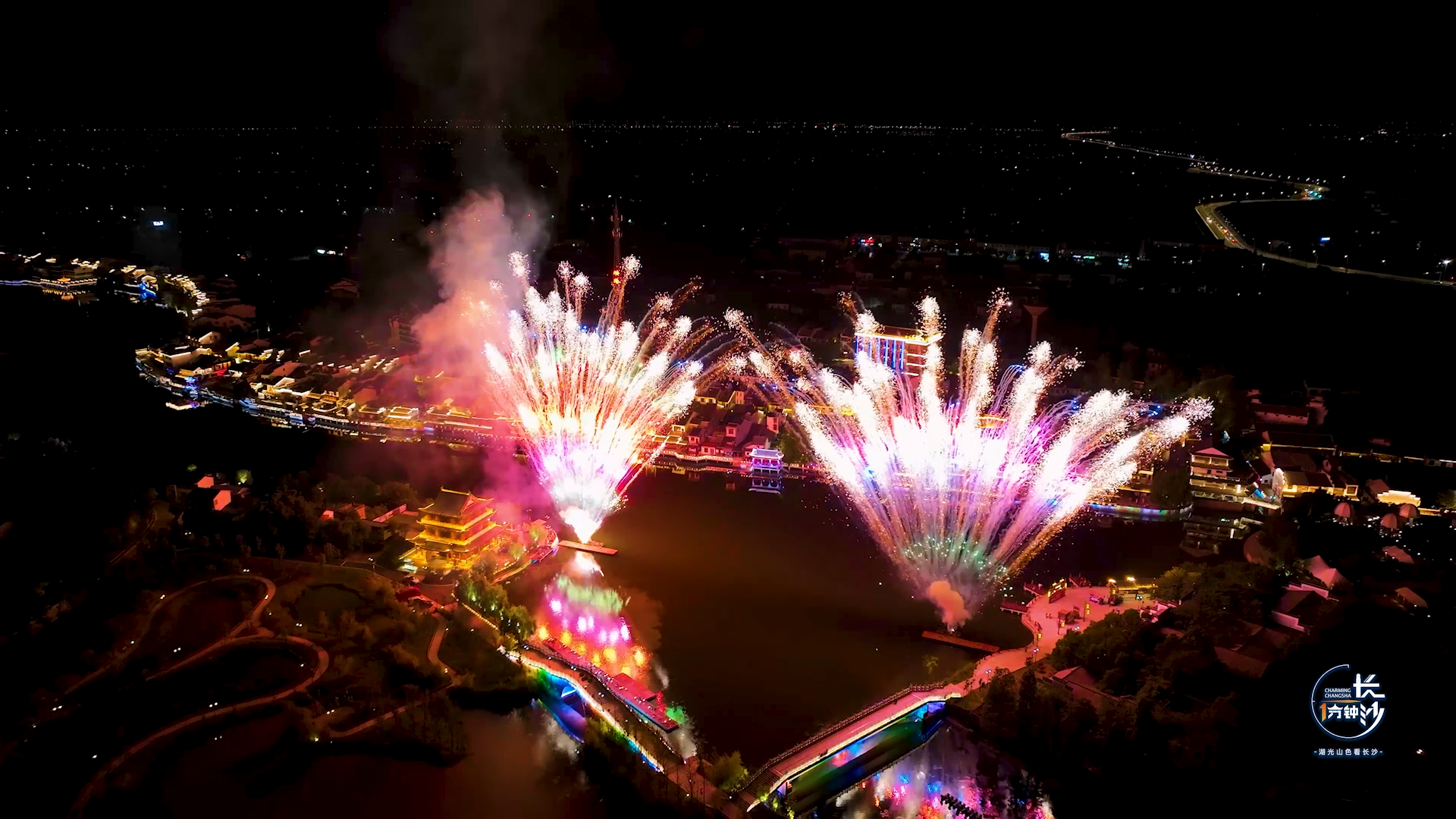 千龙湖 中文[00_00_44][20251028-183020].png