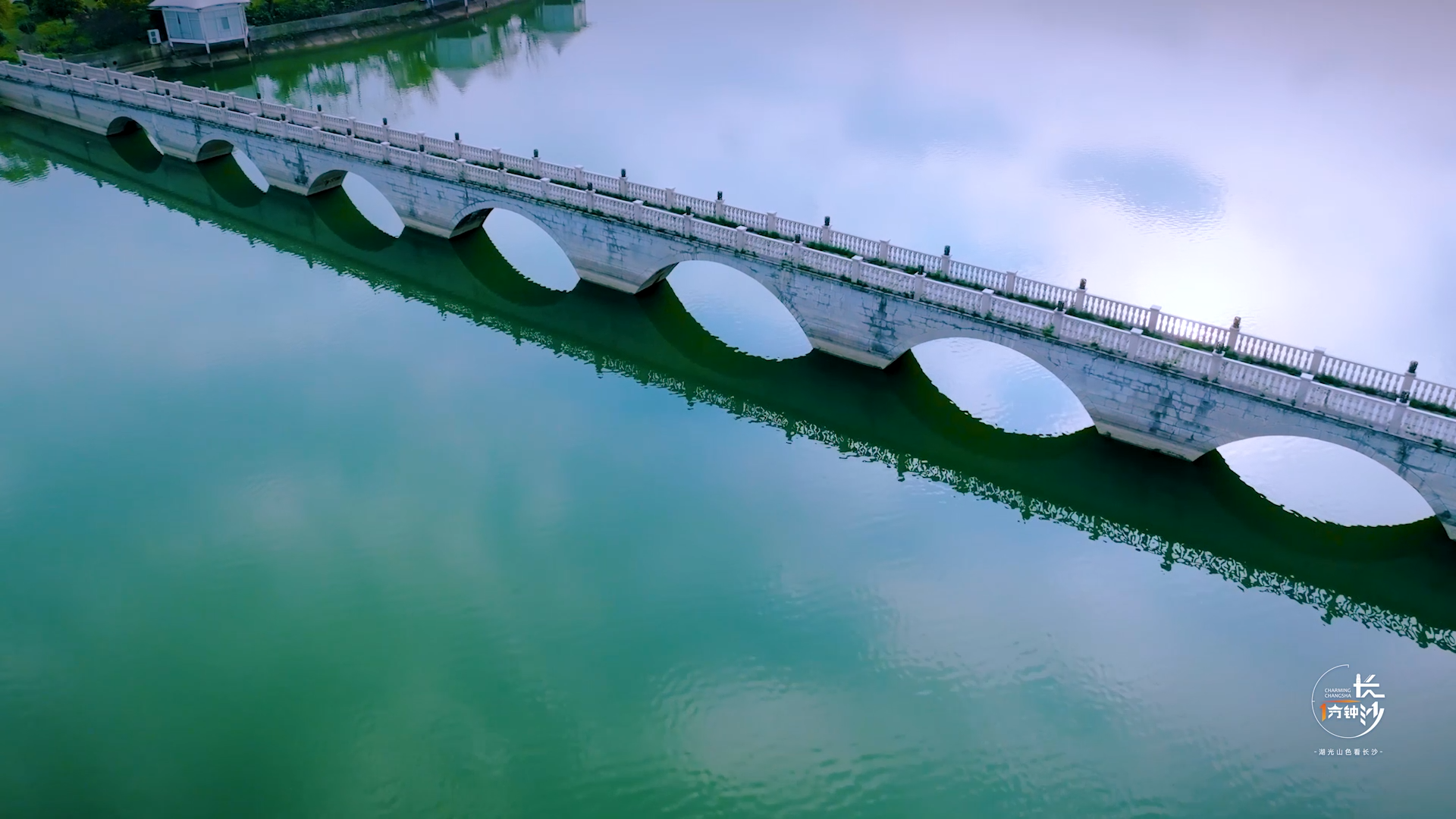 千龙湖 中文[00_00_28][20251028-183756].png