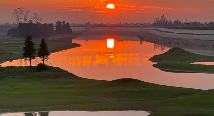 “阿勒泰”+绝美日落！望城这个宝藏露营地太美了→