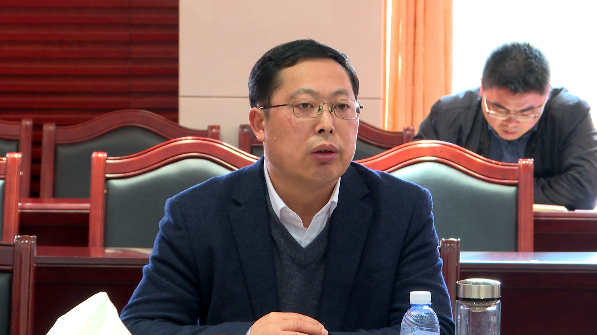 陶伟军主持召开园区工作调研座谈会