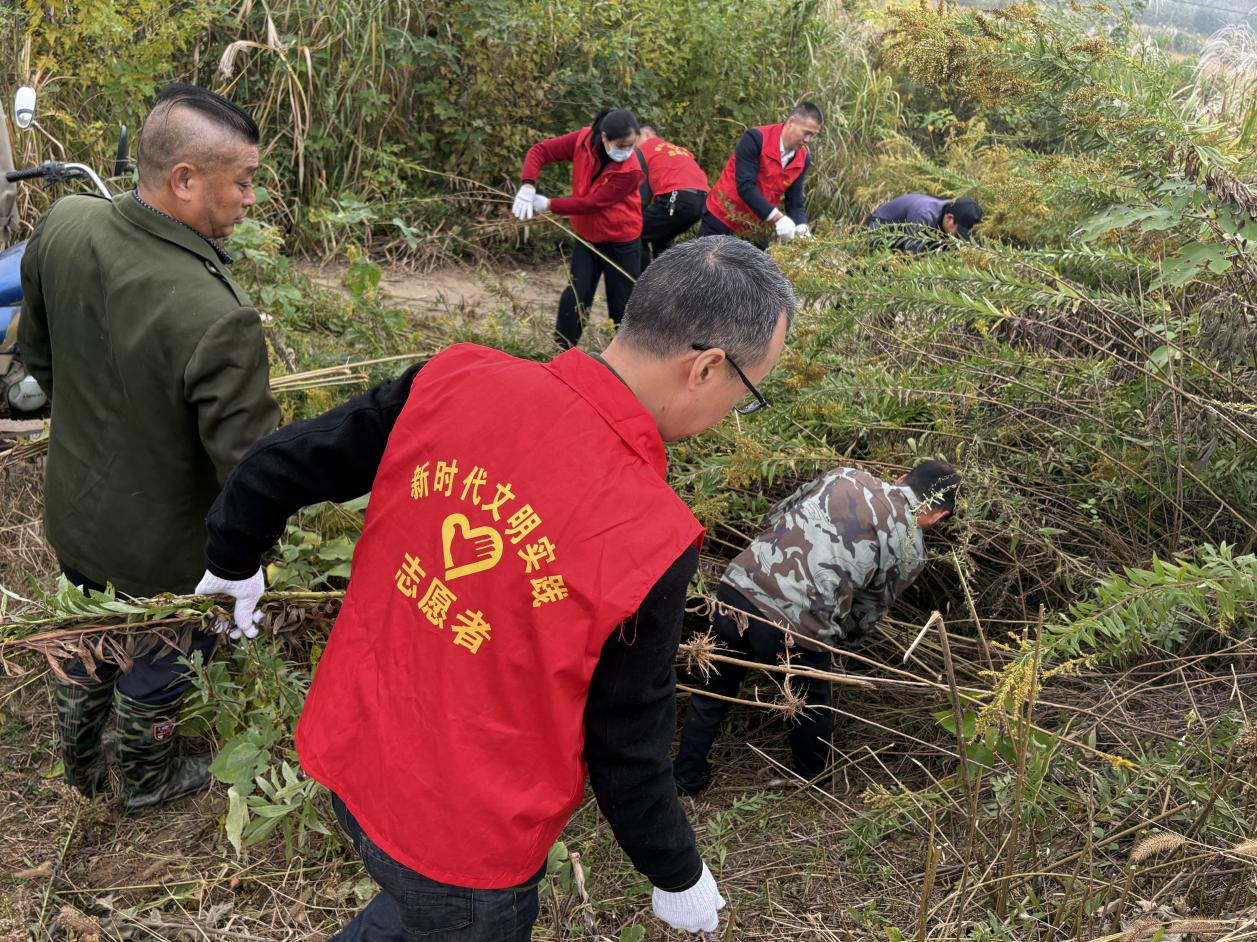 微信图片_20251104172424_2574_45.png 微信图片_20251104172424_2574_45.png